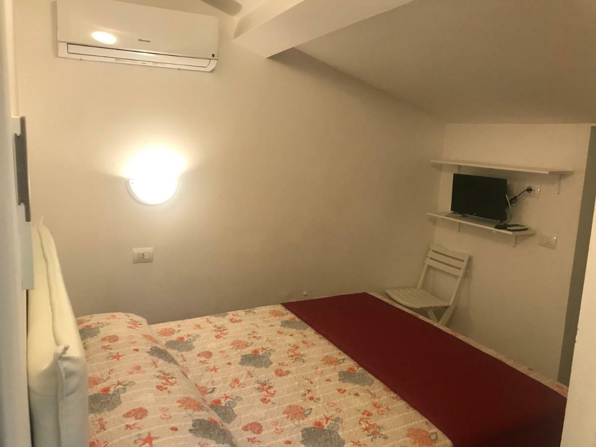 Guest House Montenegro La Spezia Dış mekan fotoğraf